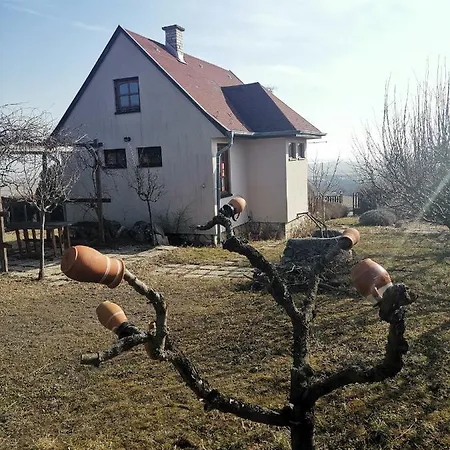 Dom wakacyjny Moni Kishaza
